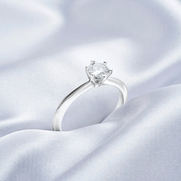 Silla Moissanite Ring- 0.42 Carat DEF-color Gemstone