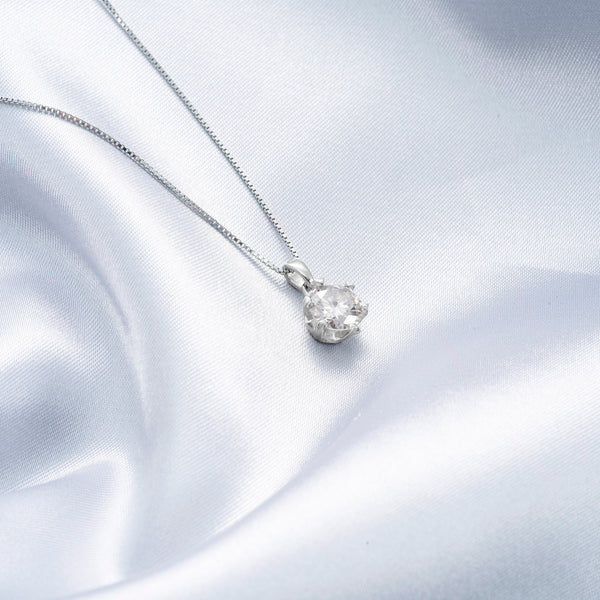 Carina Moissanite Pendant - 0.85 Carat DEF-color Gemstone