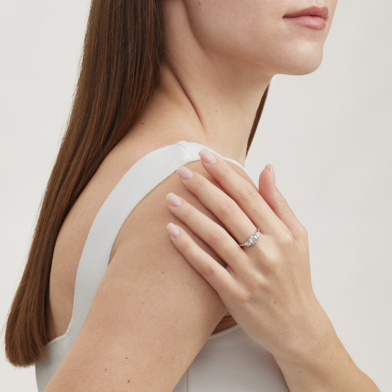 Cadi Moissanite Ring - Total 1.36 Carat DEF-color Gemstone